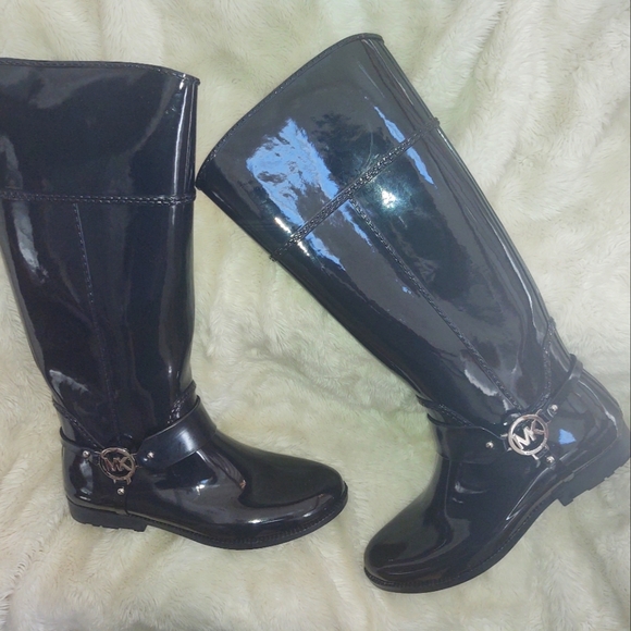 Michael Kors Rainboots - Picture 1 of 2